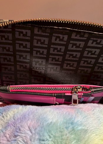 Klasik Desenli Kadın Omuz Çantası - Görsel 10