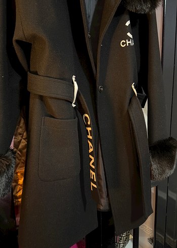 Kürk Detaylı Siyah Uzun Kadın Kaban - Görsel 3