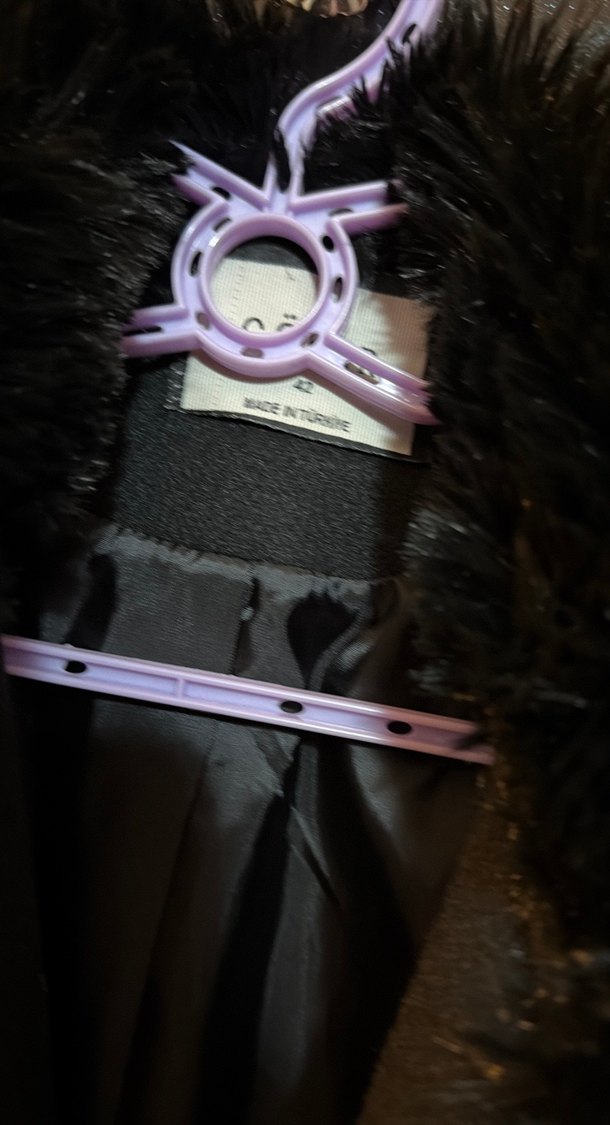 Kürk Detaylı Siyah Uzun Kadın Kaban - Görsel 4