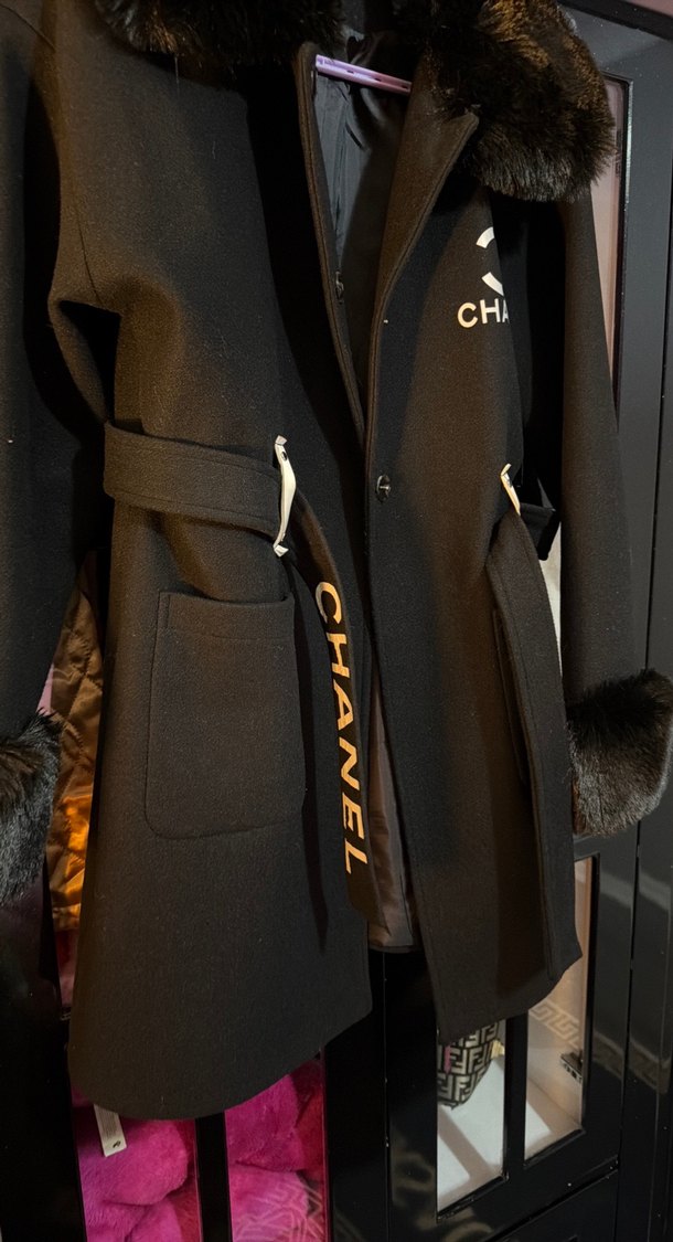 Kürk Detaylı Siyah Uzun Kadın Kaban - Görsel 3