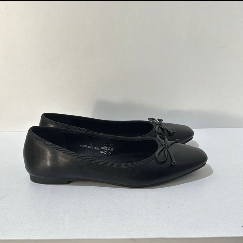 Siyah Fiyonk Detaylı Kadın Düz Ayakkabı - Görsel 5