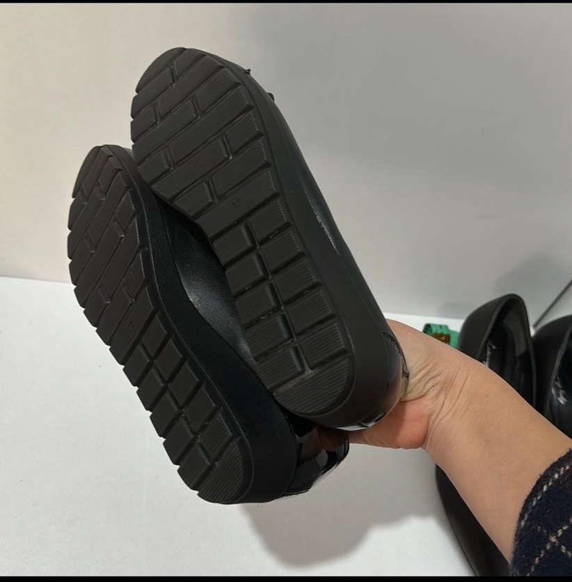 Siyah Fiyonklu Blok Topuklu Kadın Babet - Görsel 3