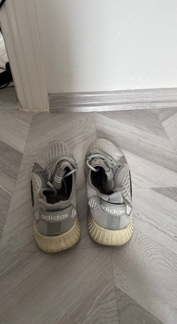 Gri Bağcıklı Kadın Spor Ayakkabı - Görsel 3