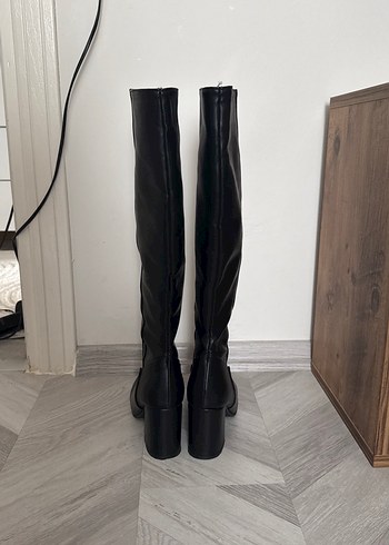 Kadın Siyah Deri Tokalı Dizüstü Bot - Görsel 6