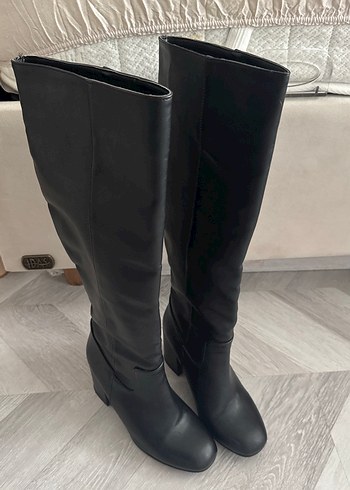 Kadın Siyah Deri Tokalı Dizüstü Bot - Görsel 7