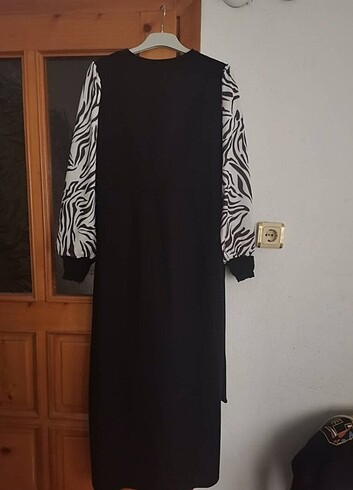 Trendyol & Milla Zebra kol uzun elbise