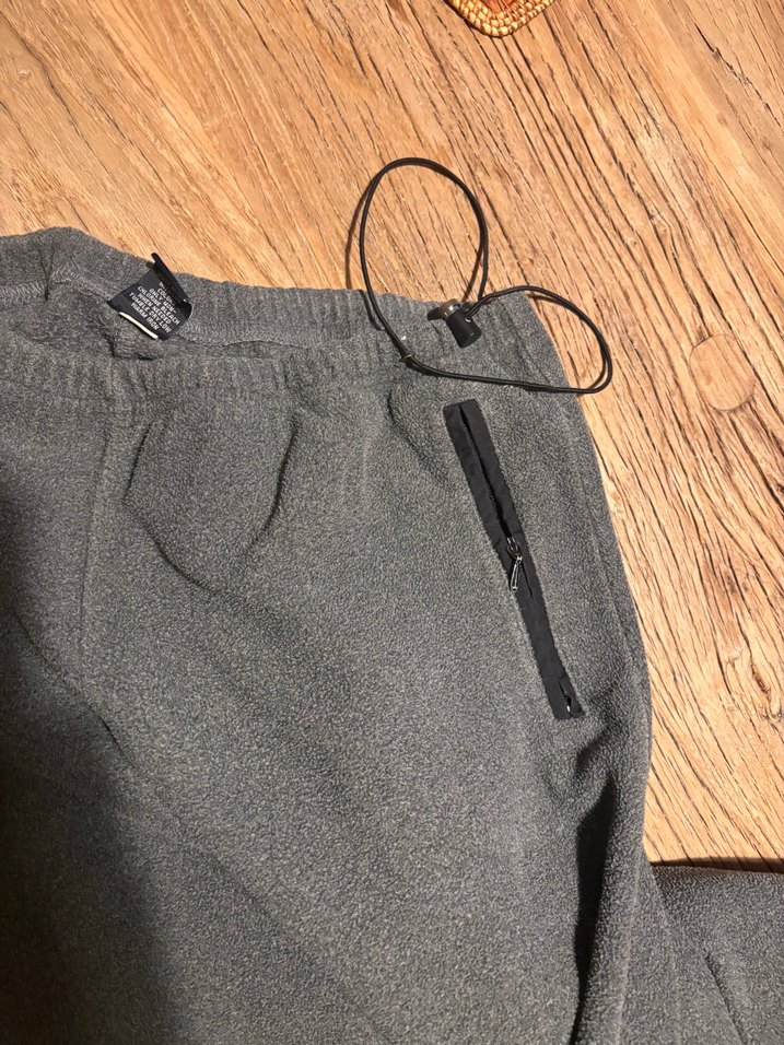 GAP Gri Erkek Polar Eşofman Altı - Görsel 4