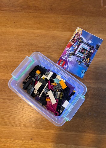 Beden Lego Friends 41117 Pop Star TV Stüdyo