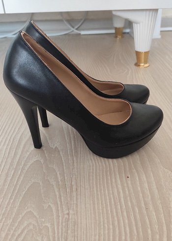 Klasik Siyah platform Stiletto