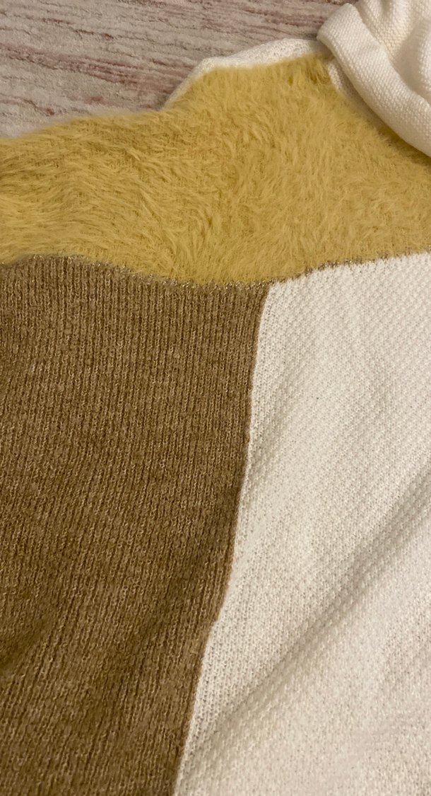 Bohem Tarzda Bej Triko Boğazlı Kolsuz Kazak - Görsel 4