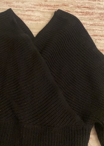 Siyah V Yaka Örgü Kadın Kazak - Görsel 2