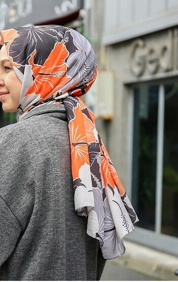 Ortanca model şal