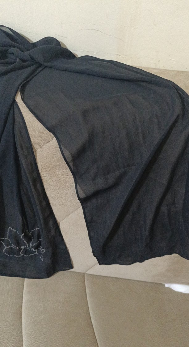 Siyah Gotik Kadın İpek fular - Görsel 2