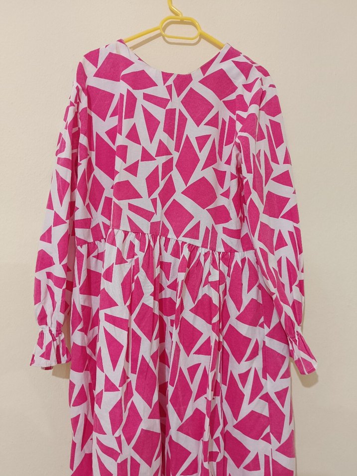 Pembe Desenli Uzun Kadın Elbise - Görsel 3