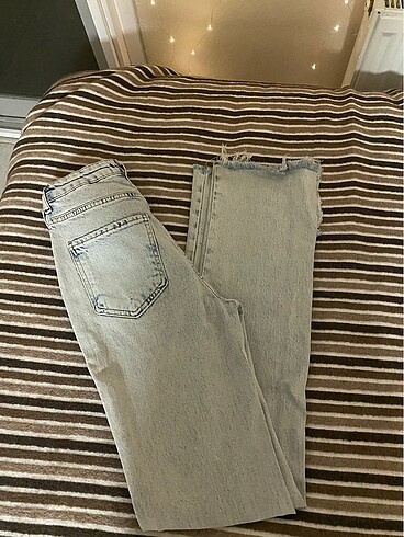 Trendyolmilla paça detaylı pantolon - Görsel 2