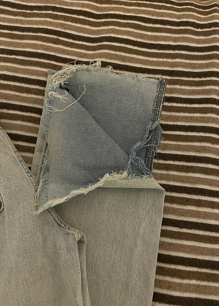 Trendyolmilla paça detaylı pantolon - Görsel 3