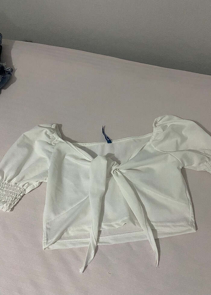 Beyaz Trendyol bluz - Görsel 2