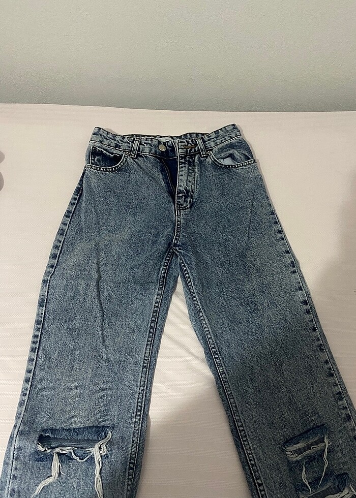 Zara yırtık pantolon - Görsel 2
