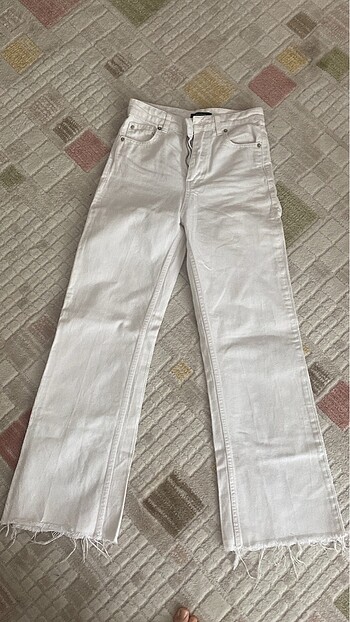 Beyaz jean pantolon