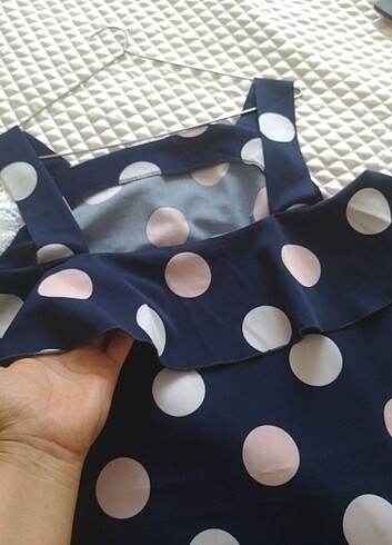 Kalın askılı kısa elbise  - Görsel 3