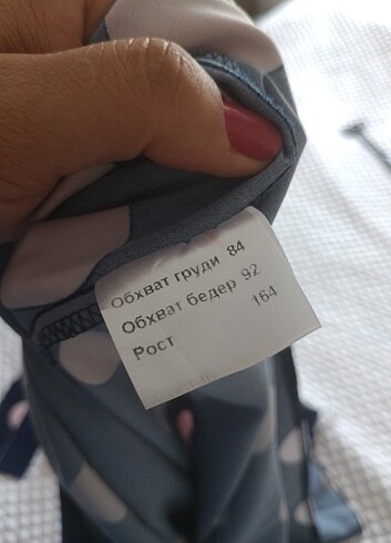 Kalın askılı kısa elbise  - Görsel 5