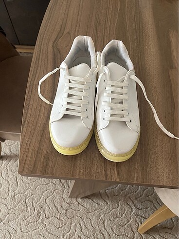 Limoya sneaker