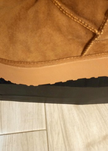 Bej Süet Dolgu Topuklu Kadın Bot - Görsel 4