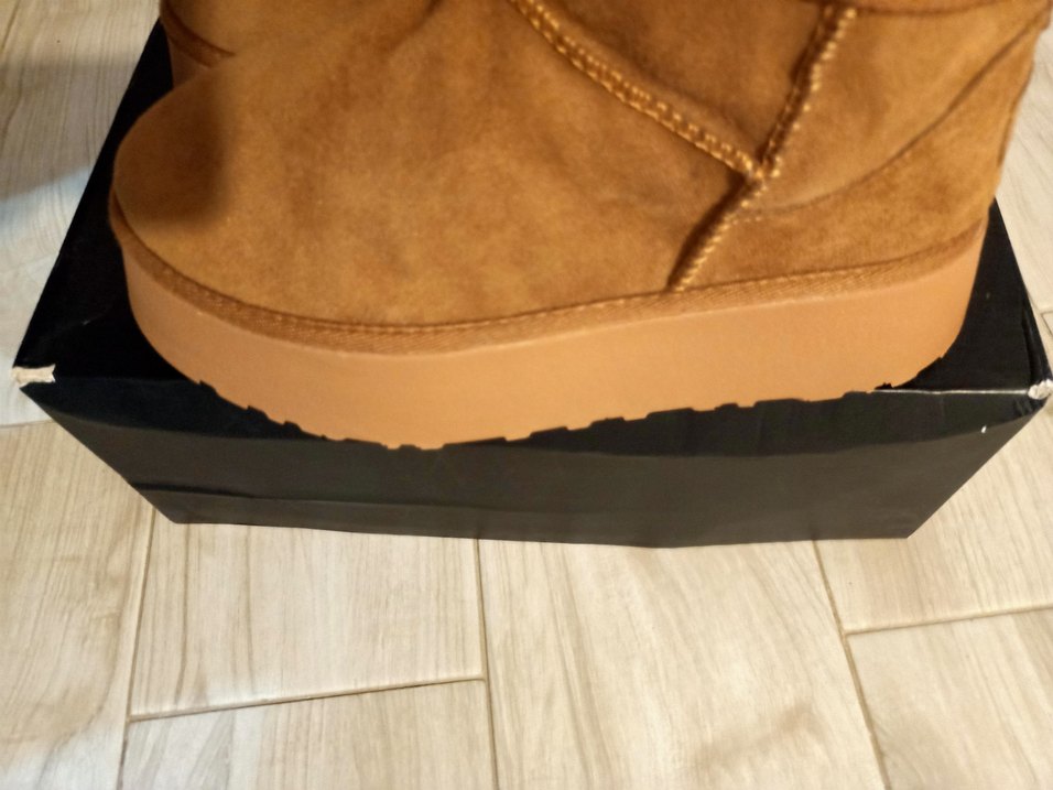 Bej Süet Dolgu Topuklu Kadın Bot - Görsel 4