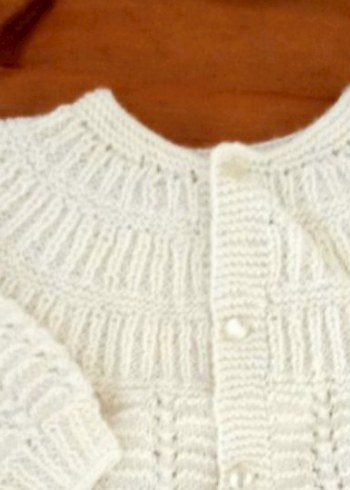 Beyaz Örgü Kız Çocuk Hırka - Görsel 3