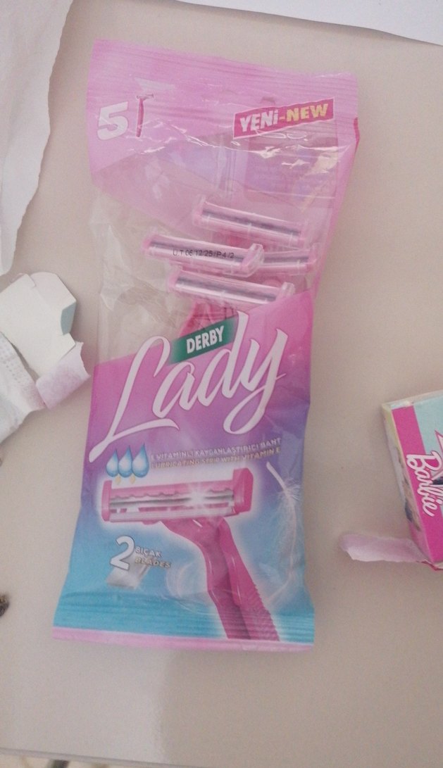 Pastel Pembe Derby Lady Tıraş Bıçağı ve Yedeği - Görsel 2