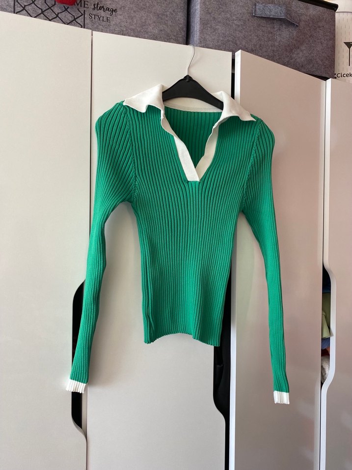 Yeşil Beyaz Yakalı Triko Kadın Kazak - Görsel 3