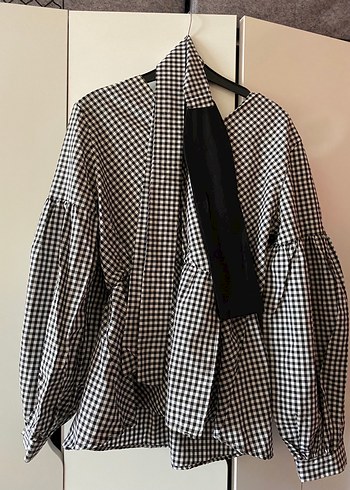 Kareli V Yaka Kemerli Kadın Bluz - Görsel 6