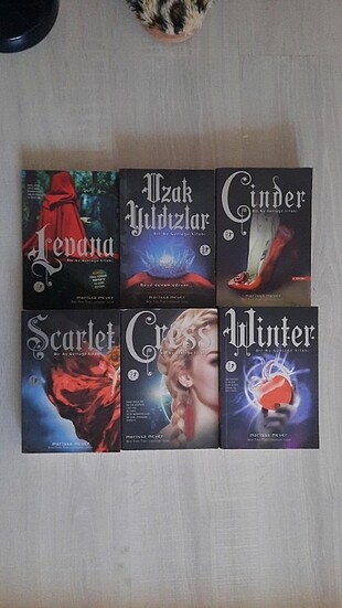 Cinder serisi