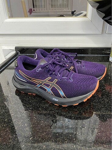 Asics orjinal kadin ayakkabi