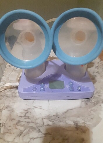 Lansinoh cift pompalı süt sagma makinesi