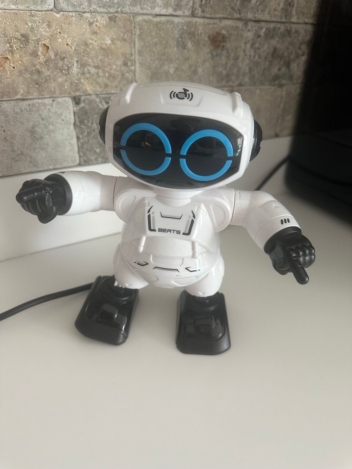 Silverlit Robo Beats robot oyuncak - Görsel 4