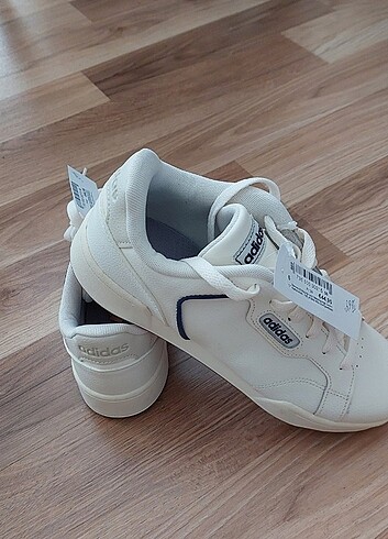 Adidas ayakkabı