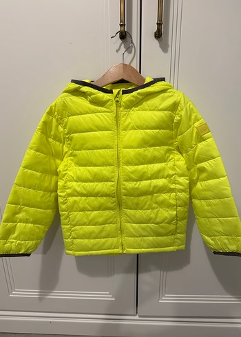 GAP Neon Yeşili Kapüşonlu Erkek Çocuk Mont