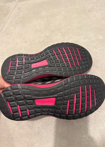 40 Beden Adidas Siyah Kadın Spor Ayakkabı Velcro Detaylı