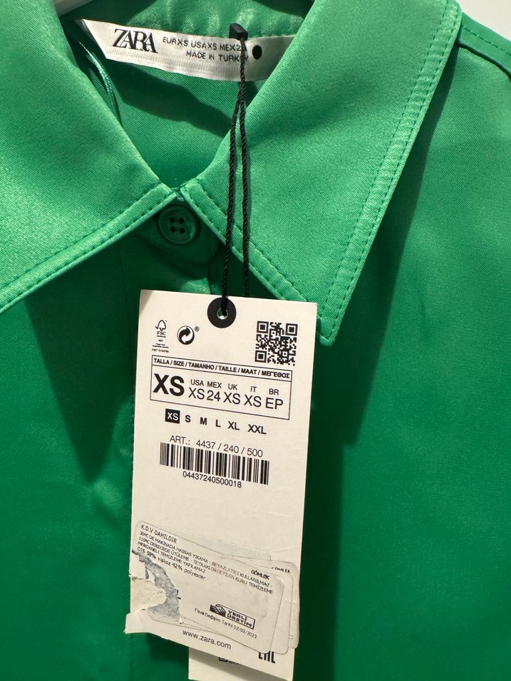 ZARA Düğmeli Yeşil Saten Kadın Gömlek - Görsel 3