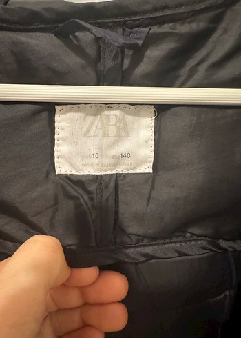 ZARA Erkek Çocuk Lacivert Fermuarlı Kapüşonlu Mont - Görsel 4