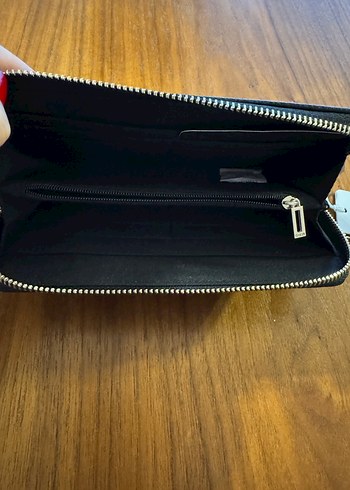 SIFIR Guess Siyah Deri Fermuarlı Kadın Cüzdanı - Görsel 4