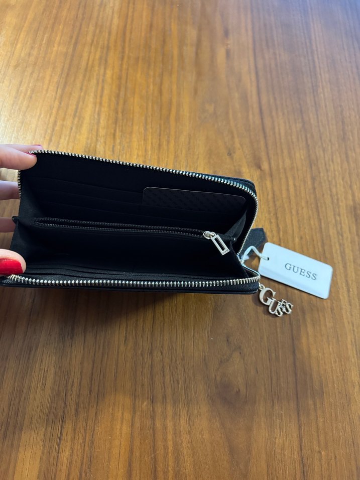 SIFIR Guess Siyah Deri Fermuarlı Kadın Cüzdanı - Görsel 3