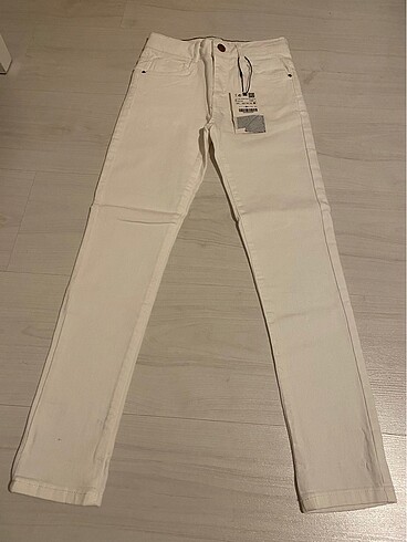 Zara Pantolon ETİKETLİ
