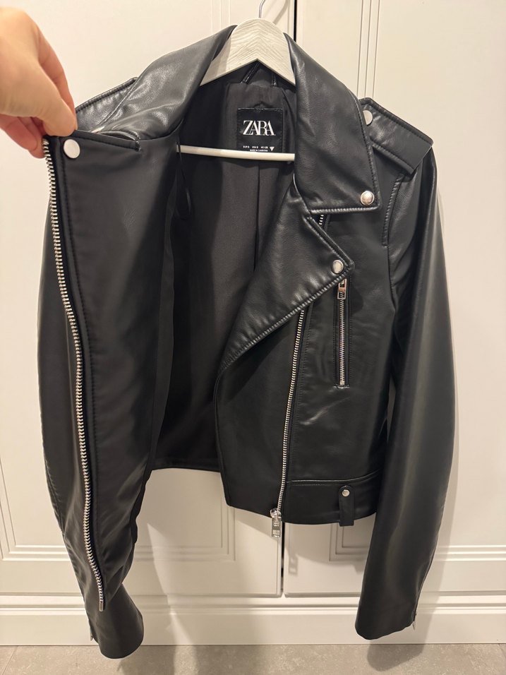 Zara Siyah Deri Biker Ceket — görsel 3/8