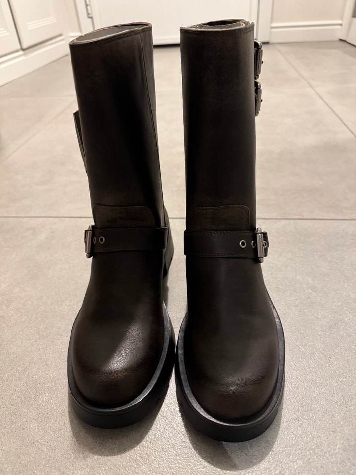 Zara Sıfır Koyu Kahverengi Deri Orta Boy Çizme — görsel 2/10