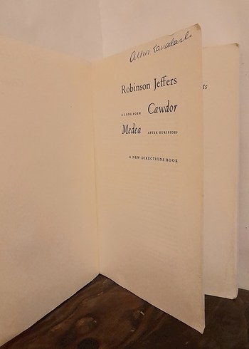 Beden Renk Robinson Jeffers - Cawdor ve Medea 1970