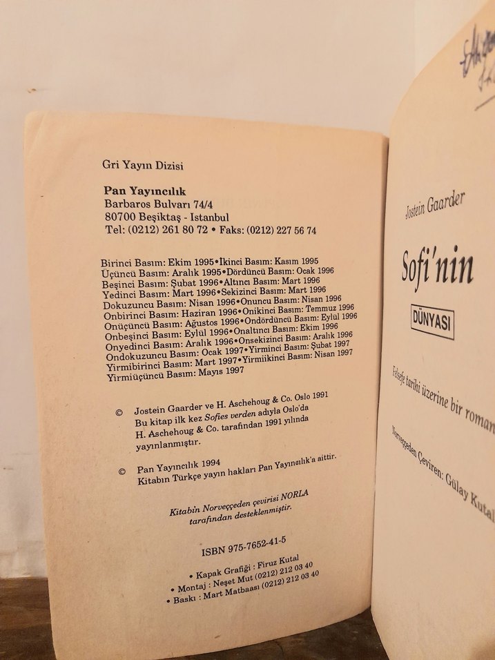 Sofi'nin Dünyası - Jostein Gaarder - Görsel 4