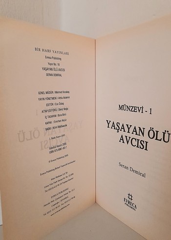 Yaşayan Ölü Avcısı - Seran Demiral