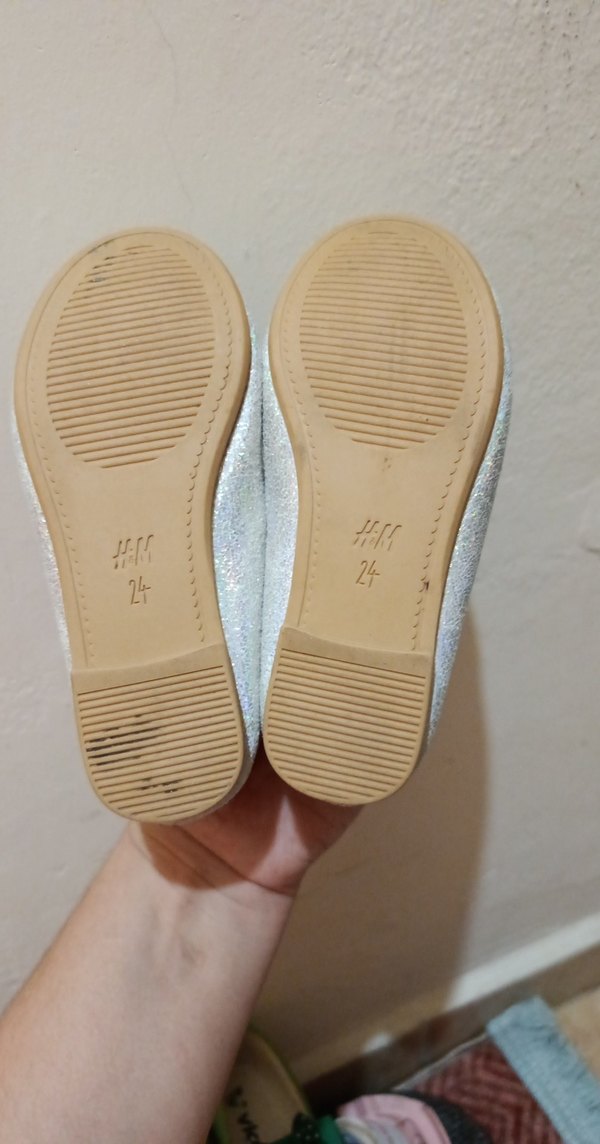 Kız Çocuk Beyaz Bantlı Babet Ayakkabı - Görsel 4